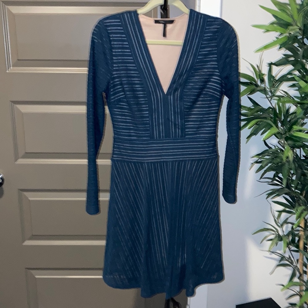 ⭐️bcbgmaxazria navy dress⭐️